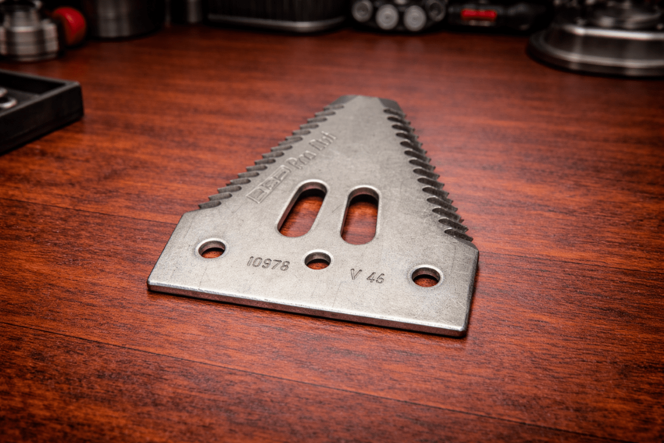 71386924 - Navalha de corte com dente grosso 10978