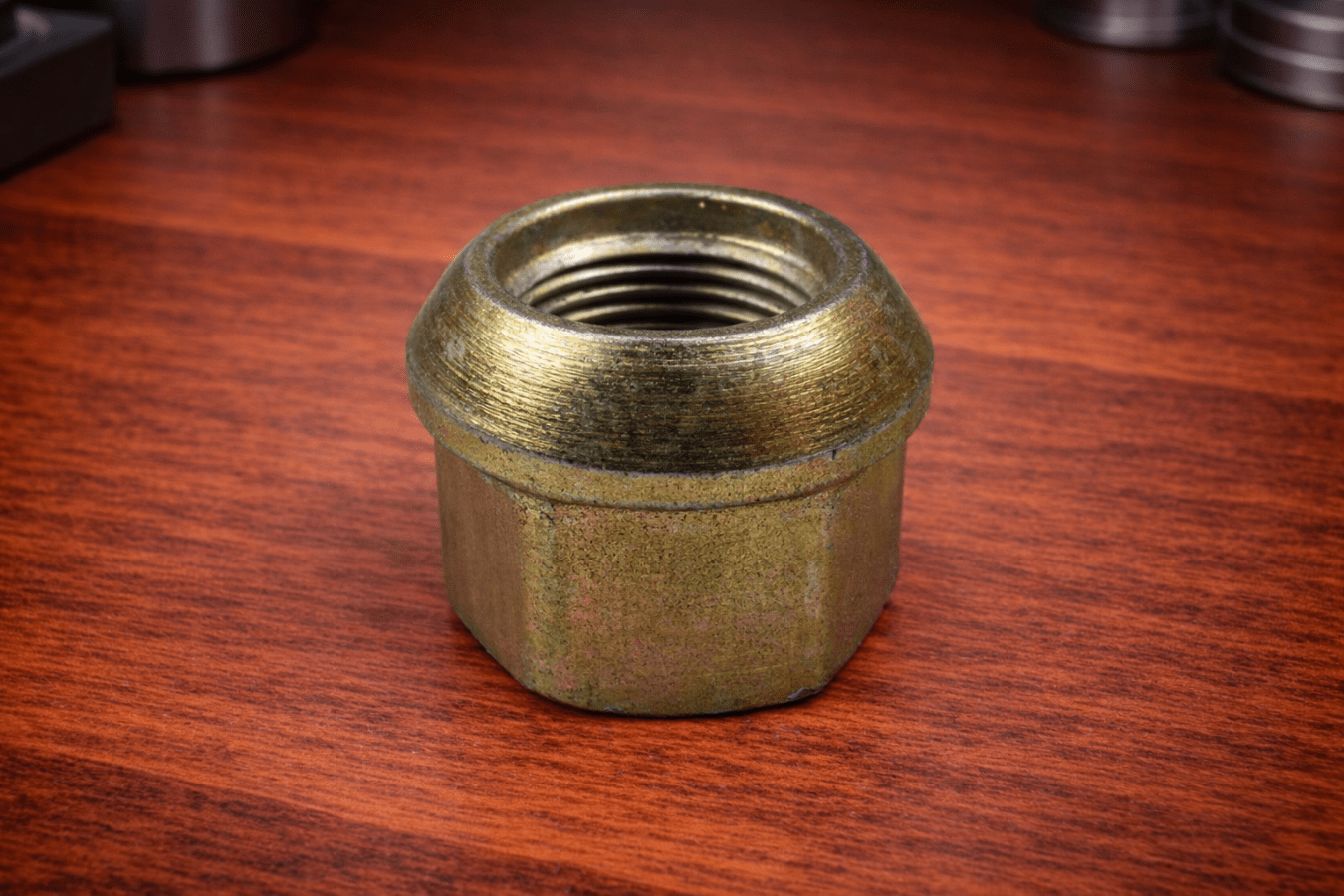 30247400 - PORCA RODA TRASEIRA VALTRA