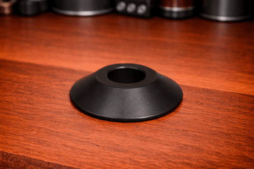 70150047E / 3015407 - PRATO DE MOLA ADMISSÃO/ESCAPE