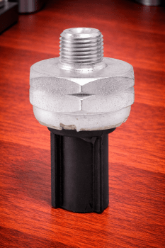 85677700 - Interruptor Pressão Óleo Trator Valtra