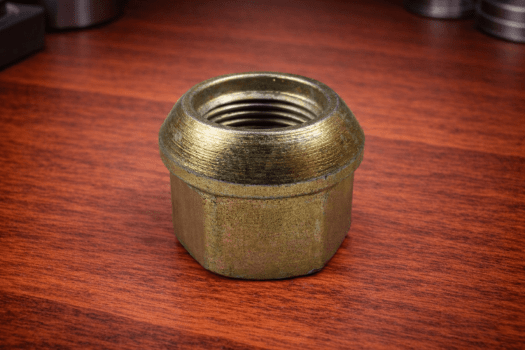 30247400 - PORCA RODA TRASEIRA VALTRA